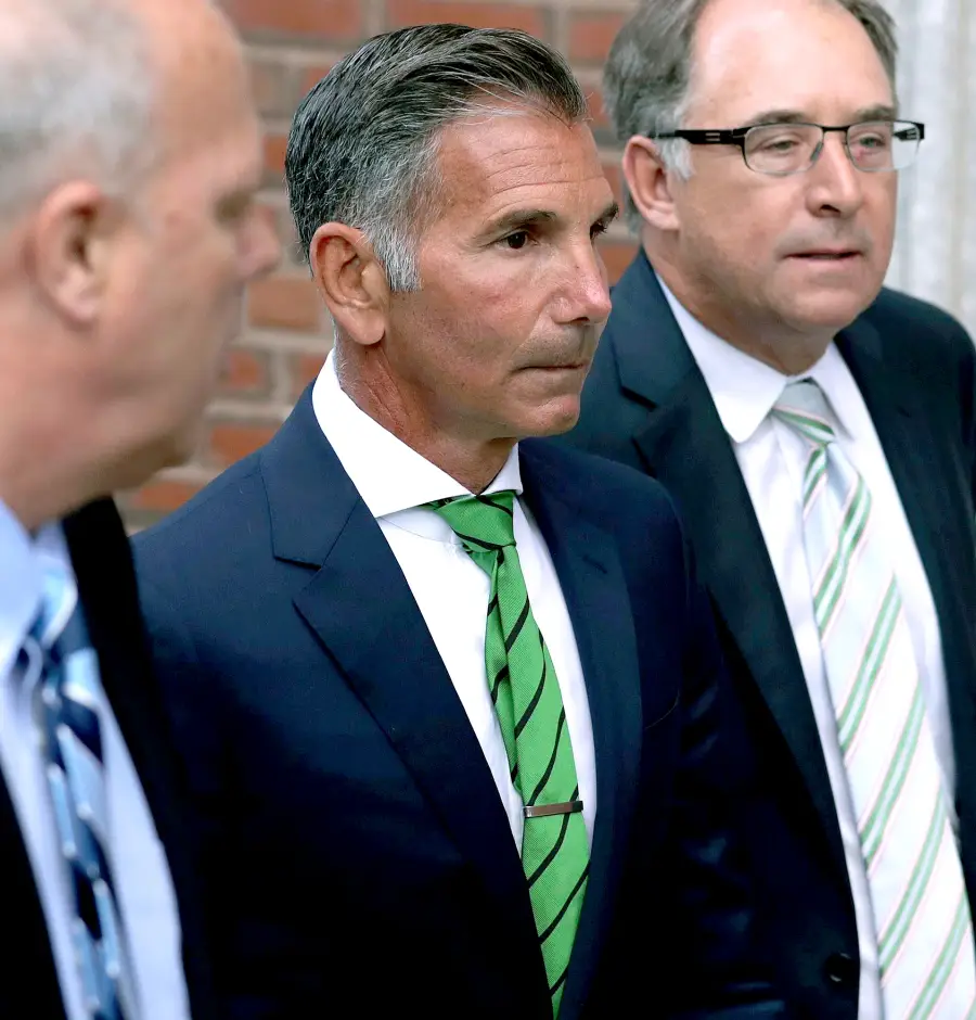 Inside Lori Loughlin and Mossimo Giannulli Sentencing Hearing