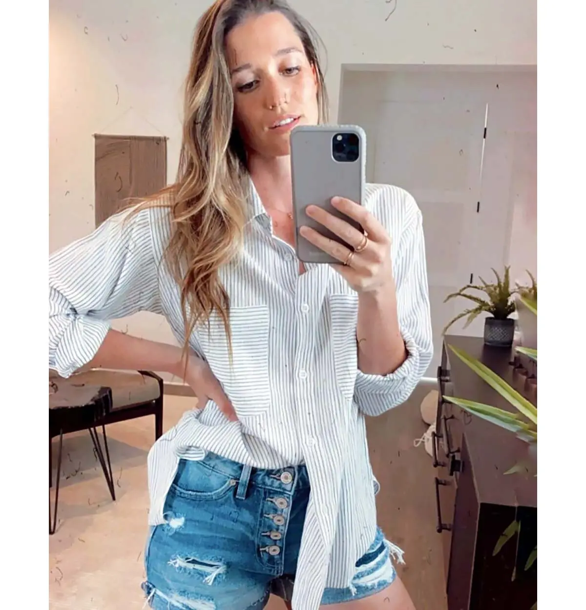 Jade Roper Details ‘Physically Hard Pregnancy’: Braxton Hicks Contractions, Muscle Fatigue and More