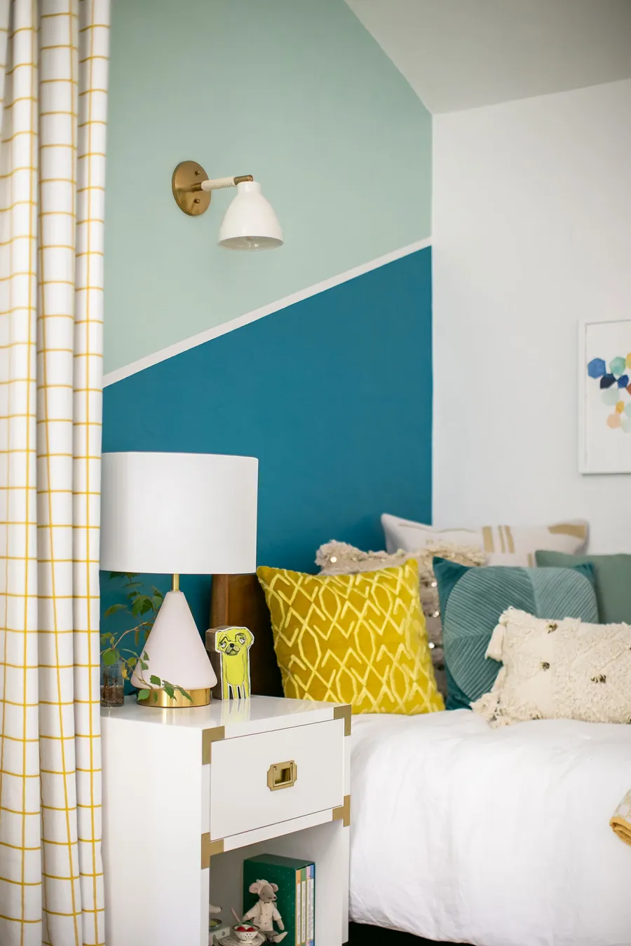 Jesse Tyler Ferguson and Justin Mikita Show Newborn Sons Gender-Neutral