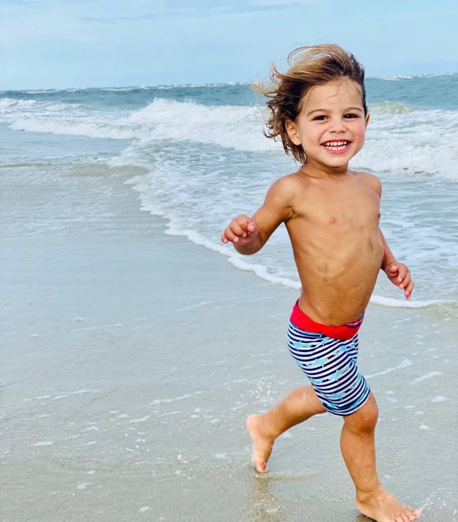 Jessie James Decker 2020 Beach Trips