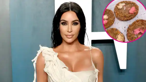 Kim Kardashian Makes Cookies With Colorful Animal Crackers p