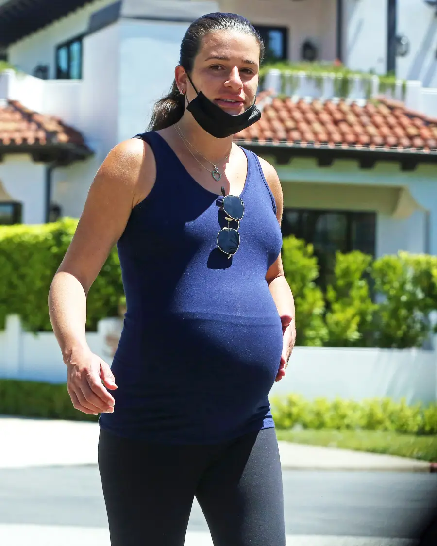 Lea Micheles Baby Bump Album See Pics From The Stars Pregnancy Ahead Of 1ST Child-.jpg