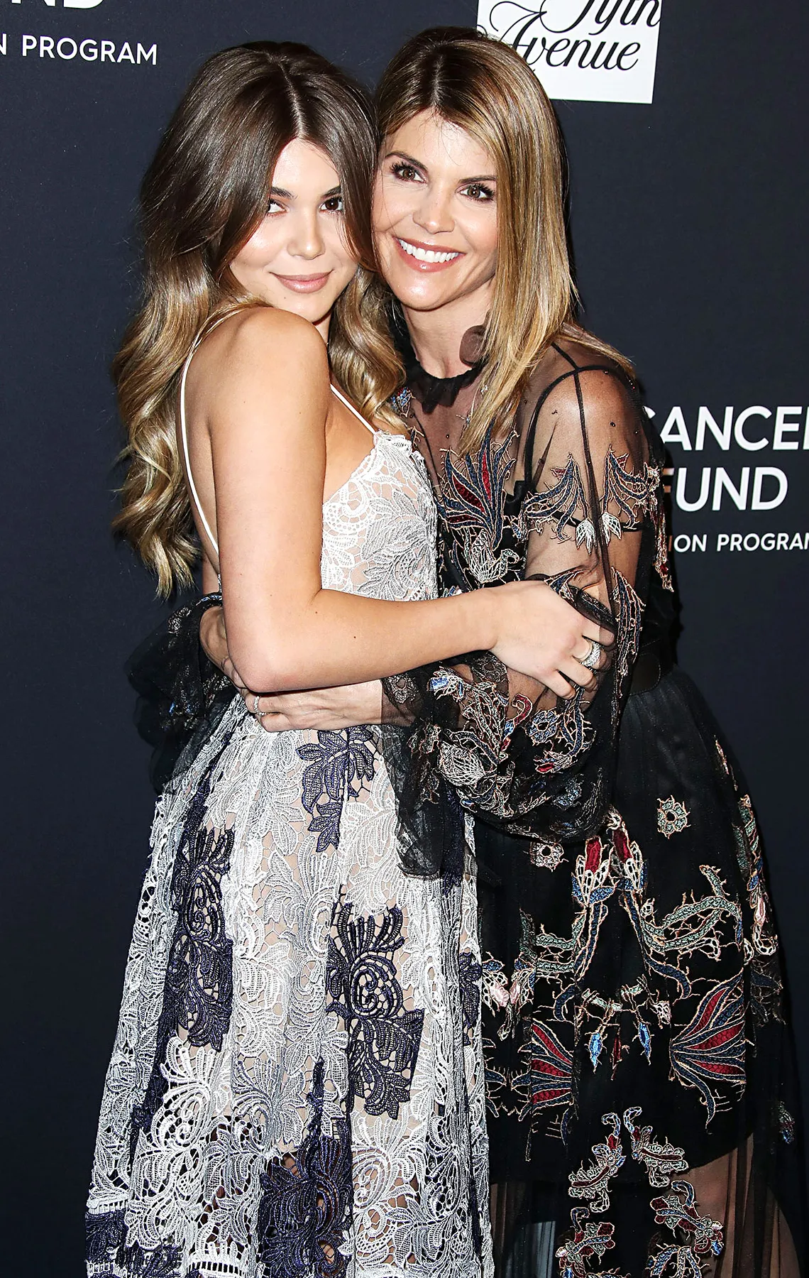 Lori Loughlin Allegedly Told Olivia Jade Play Coy With Nosey Counselor