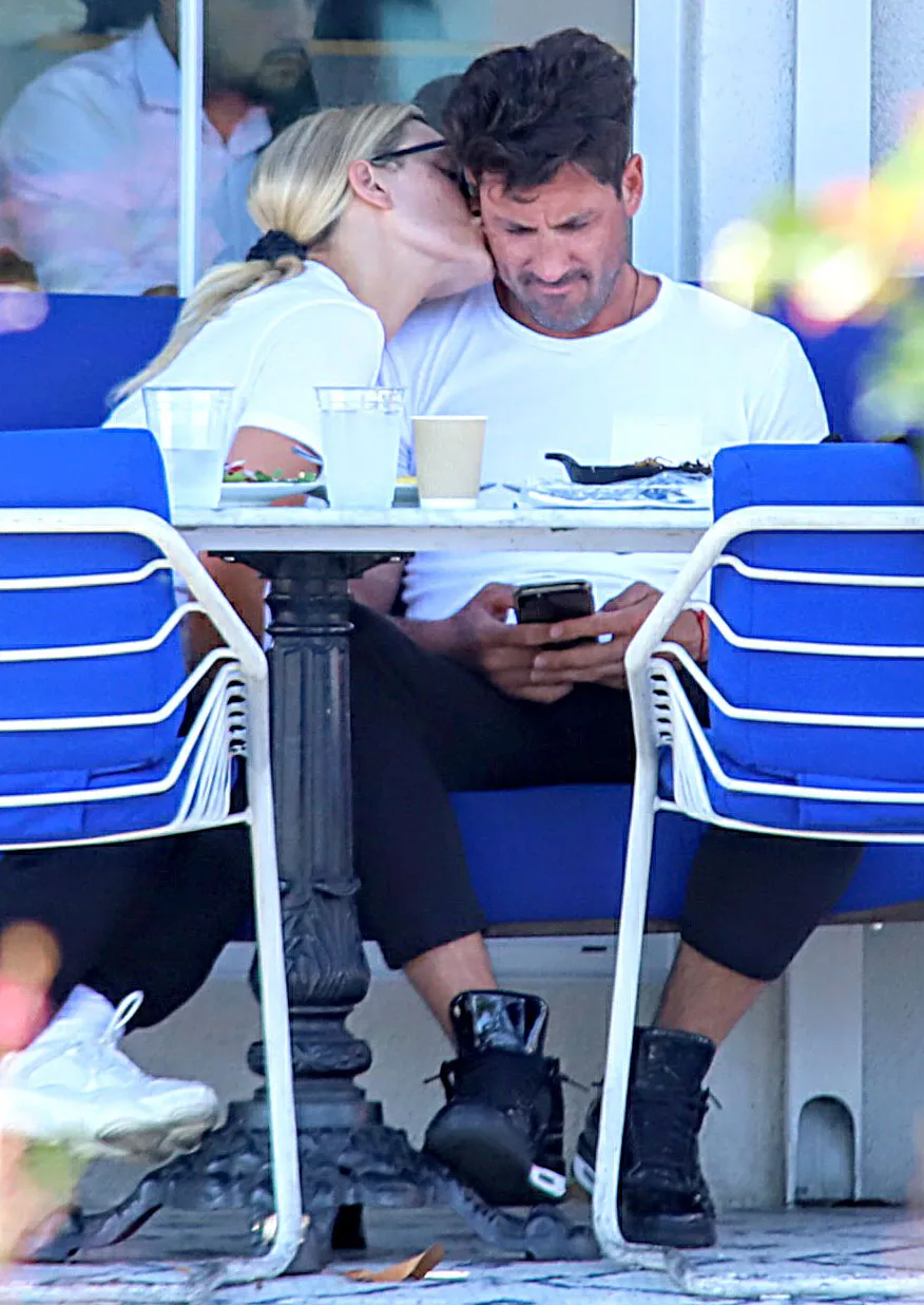 Maksim Chmerkovskiy Peta Murgatroyd Cozy Up Ahead DWTS Separation