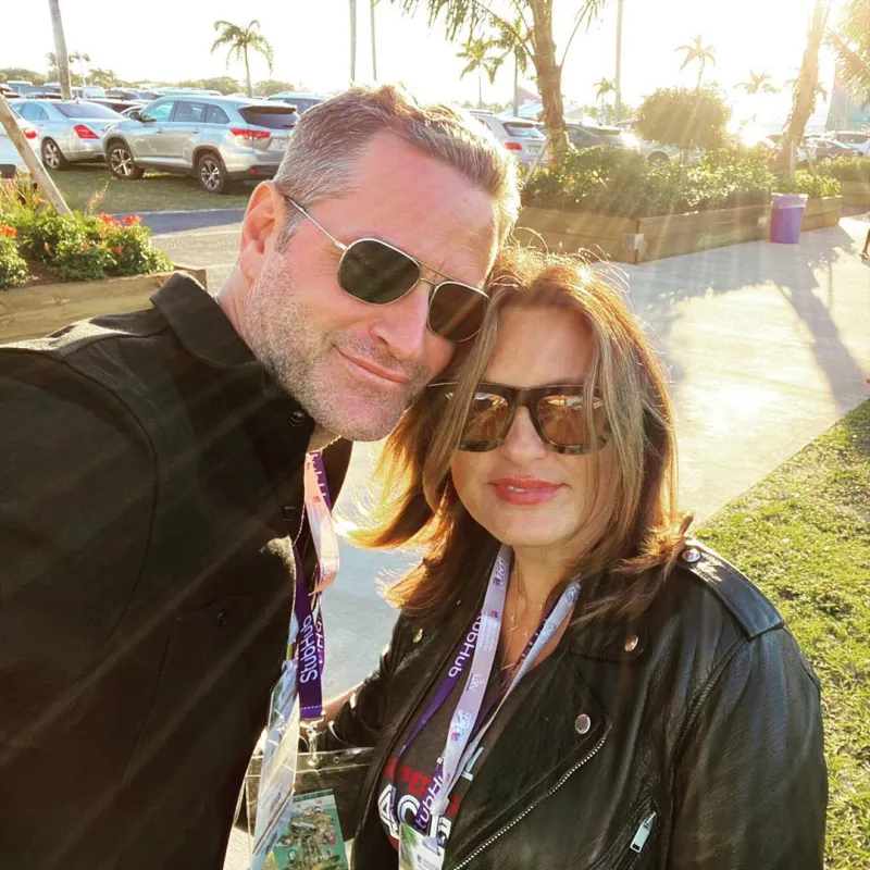 Mariska Hargitay Peter Hermann Timeline Their Lasting Relationship February 2020