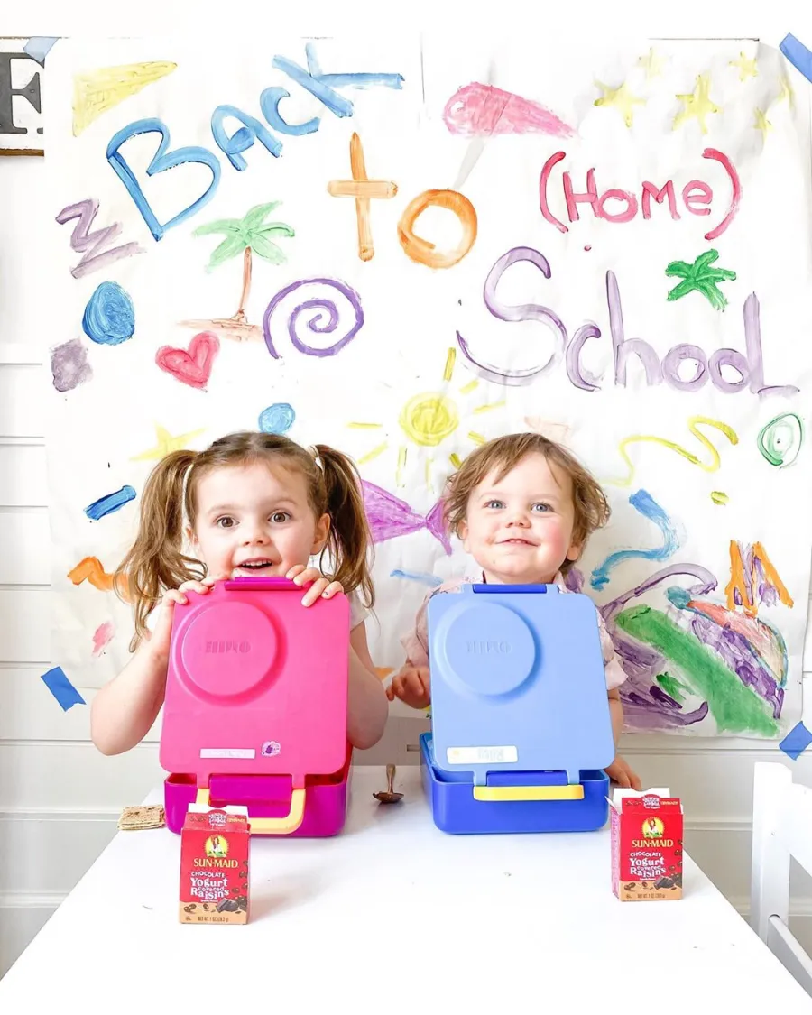 Molly and Riley Manno back to school