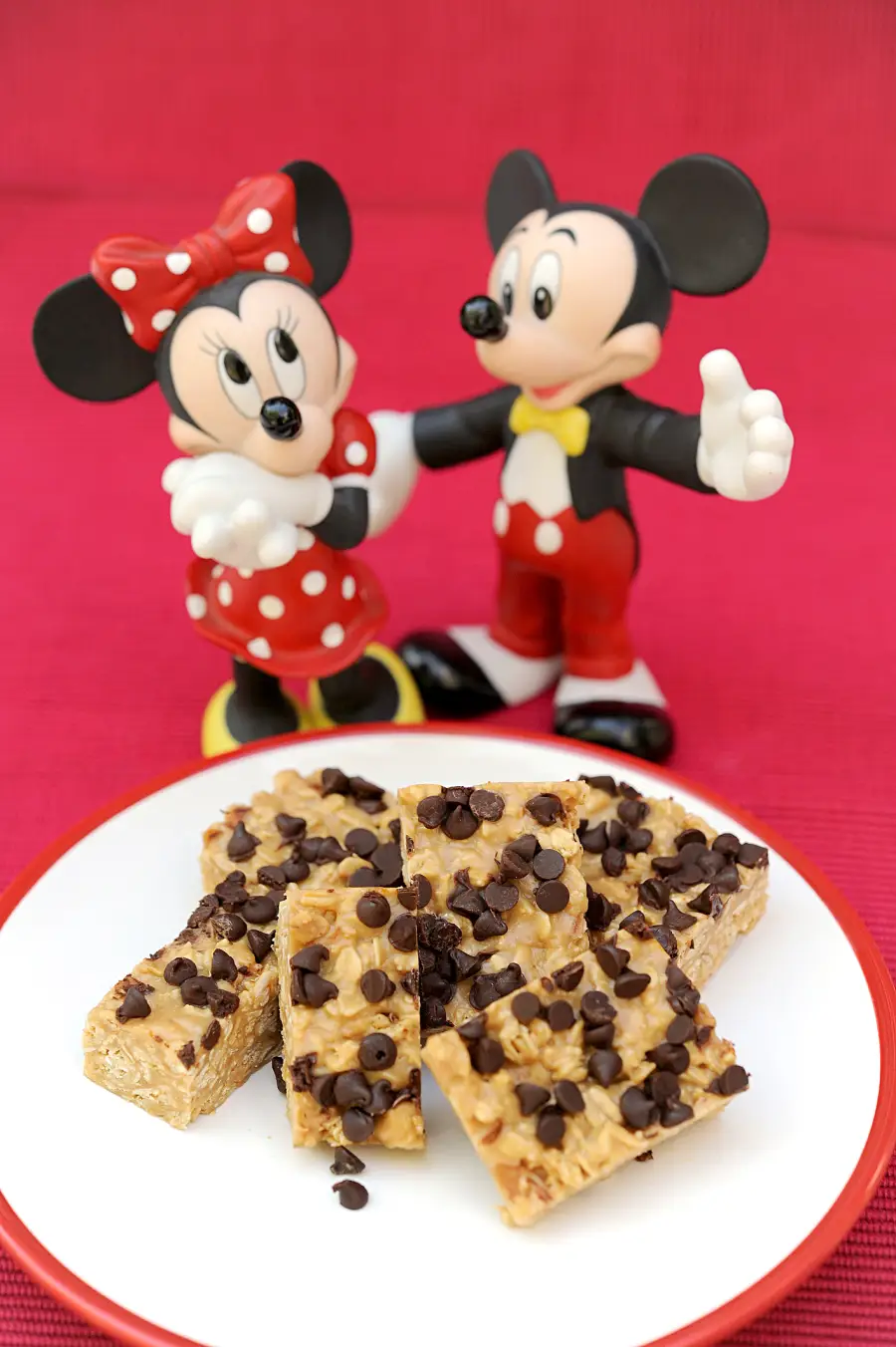 No-Bake Granola Every Recipe Disney Parks Has Shared Amid the Coronavirus Shutdown