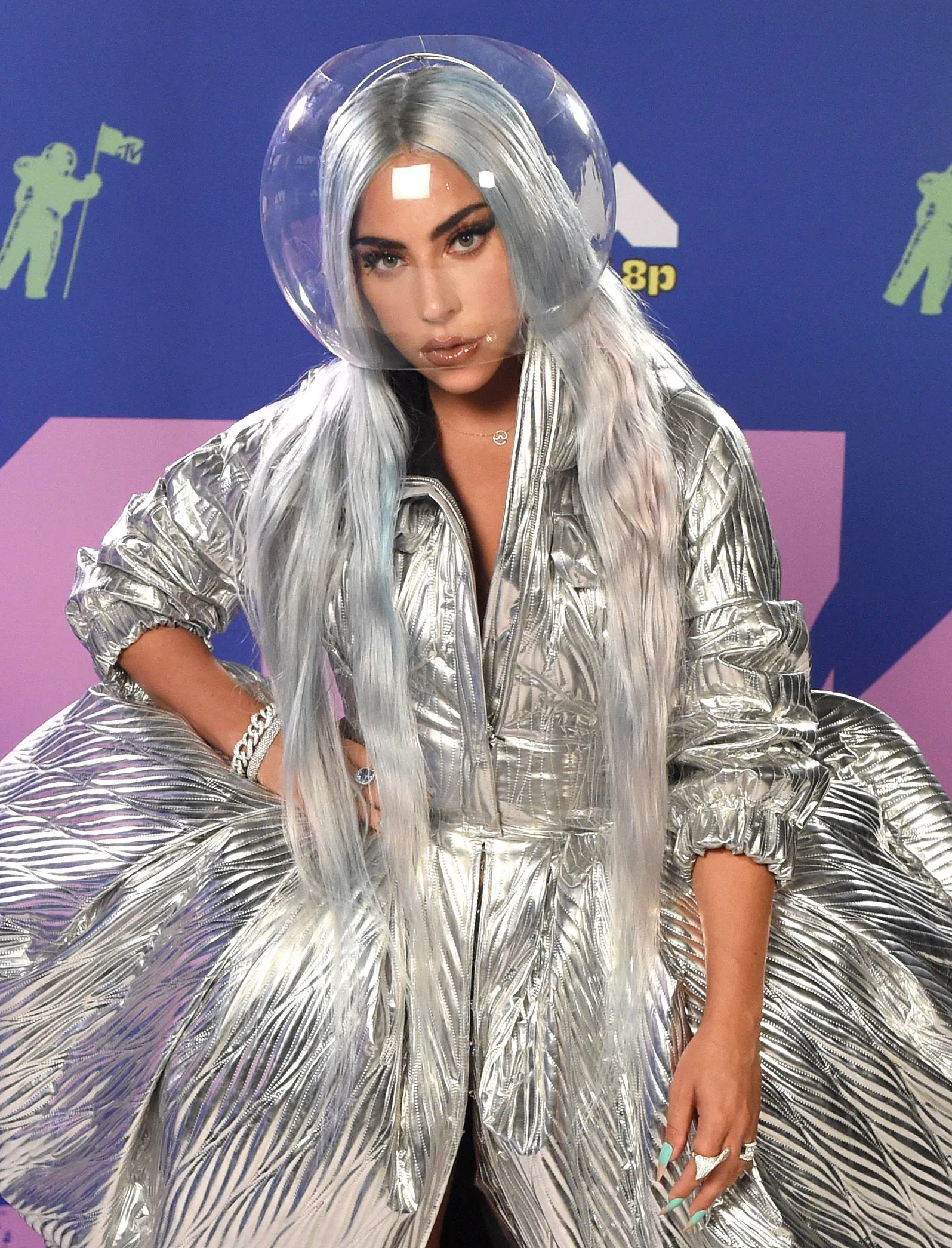 Check Out the Wildest Hair and Makeup at This Year's VMAs