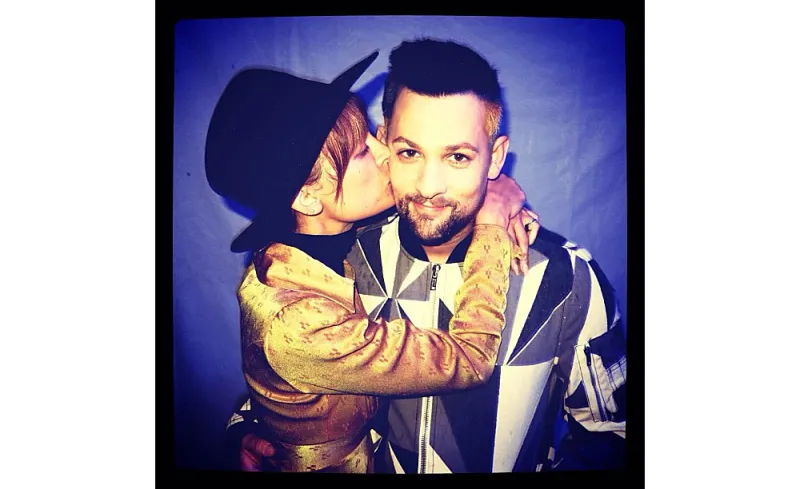 Nicole Richie Kissing Joel Madden Nicole Richie and Joel Madden Most Romantic Moments