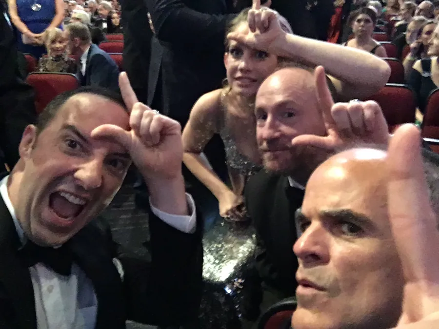 2017 tony hale emmy award selfies