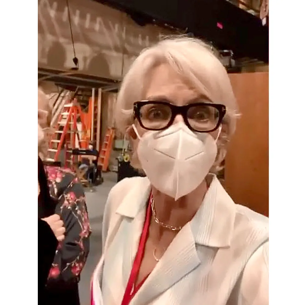 Allison Janney Shares Video From Mom Set After Anna Faris Exits After 7 Seasons