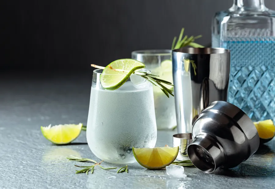 Amy Schumer Learns To Cook Season 2 Gin and Tonics