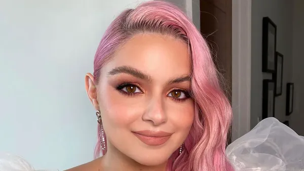 How to Get Ariel Winter's Sexy Pink Waves