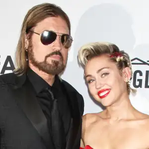 Billy Ray Cyrus Bought Miley Dirt Bike Age 2 She Got Head Injury