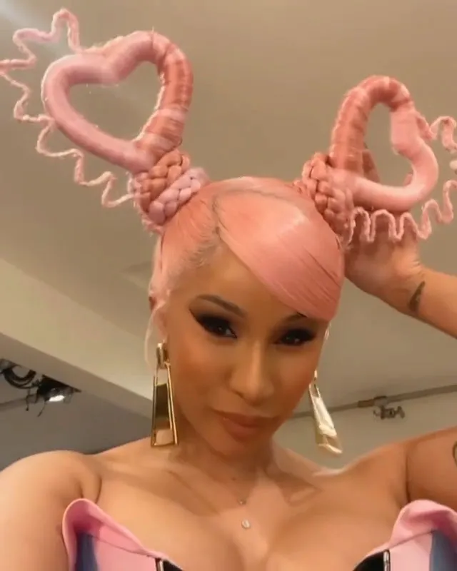 Cardi B Instagram Online VIP