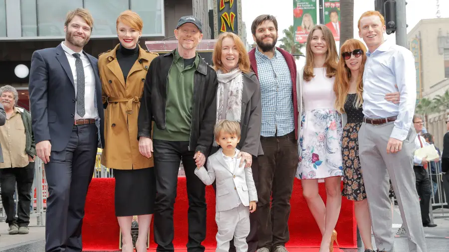 Celebrities Three-Generational Family Photos