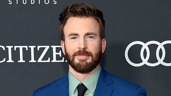 Chris Evans Trends Twitter After Appearing Post Delete Dick Pic
