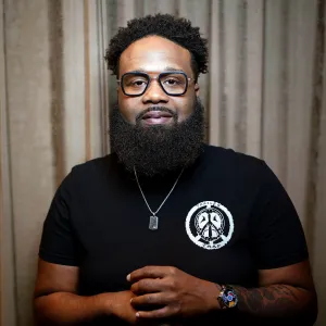 Country Singer Blanco Brown Undergoes Surgery After Suffering ‘Significant Injuries’ in Head-On Collision