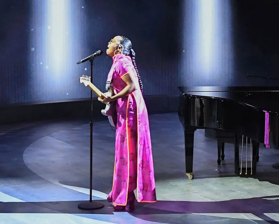 Emmys 2020 Best Looks - H.E.R.