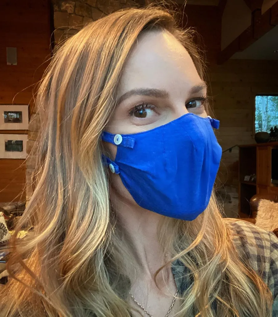 Hilary Swank wearing a mask