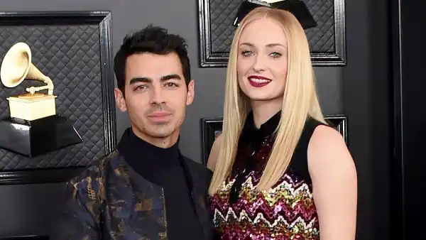 Joe Jonas and Sophie Turner Enjoy Date Night After Welcoming Daughter 2