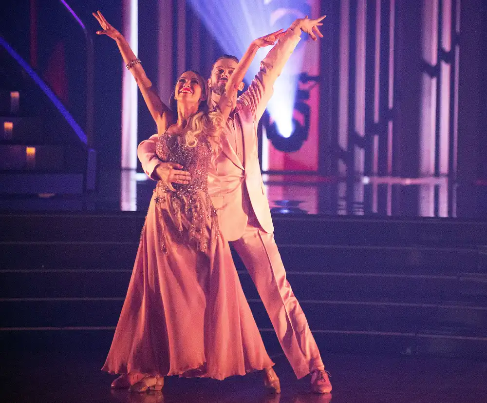 Kaitlyn Bristowe Updates Fans on Her Dancing With the Stars Injury and Says She Wants to Battle Through the Pain