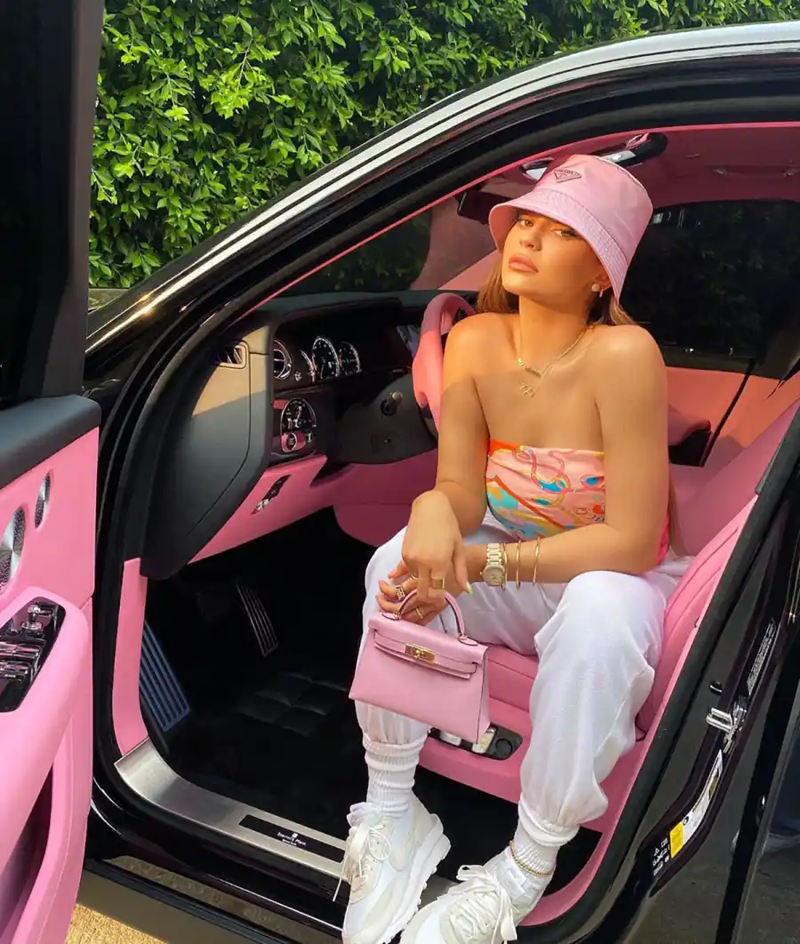 Kylie Jenner Matches Her Look to the Car Interior, Because Why Not?