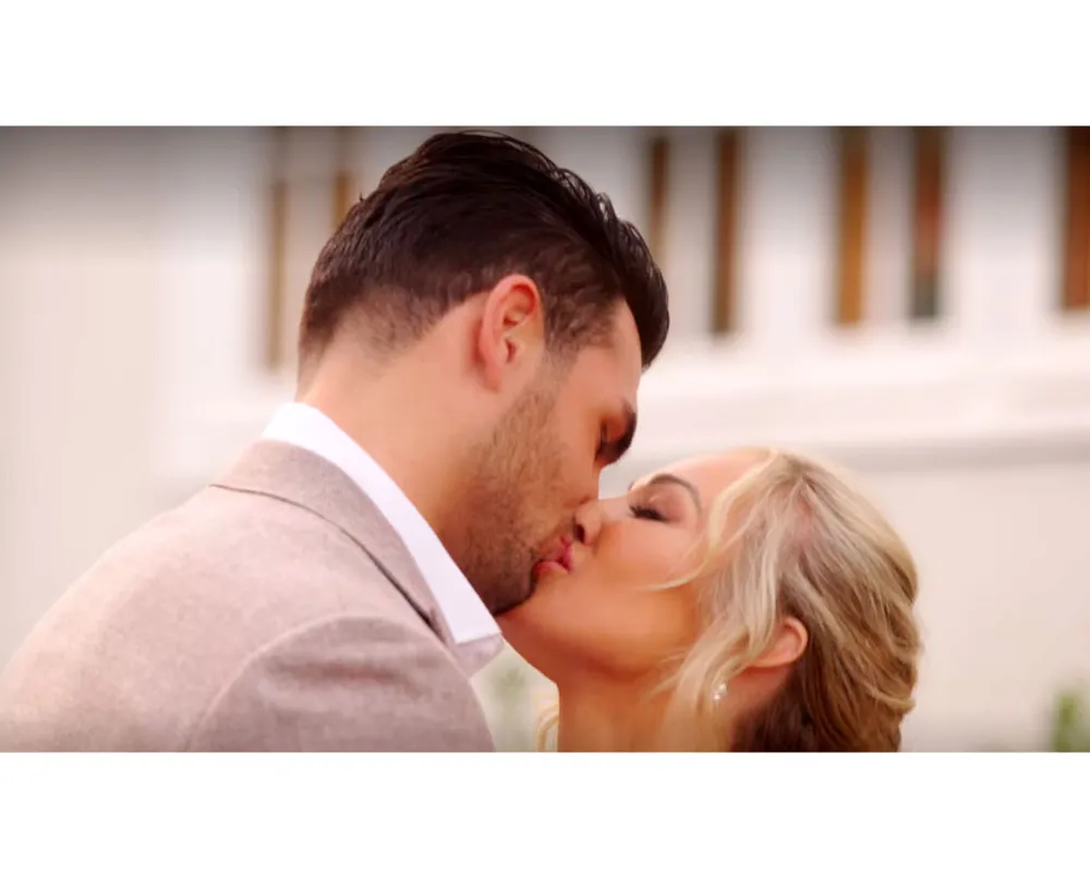 Mary Fitzgerald Defends Her Absolutely Real Wedding Romain Bonnet