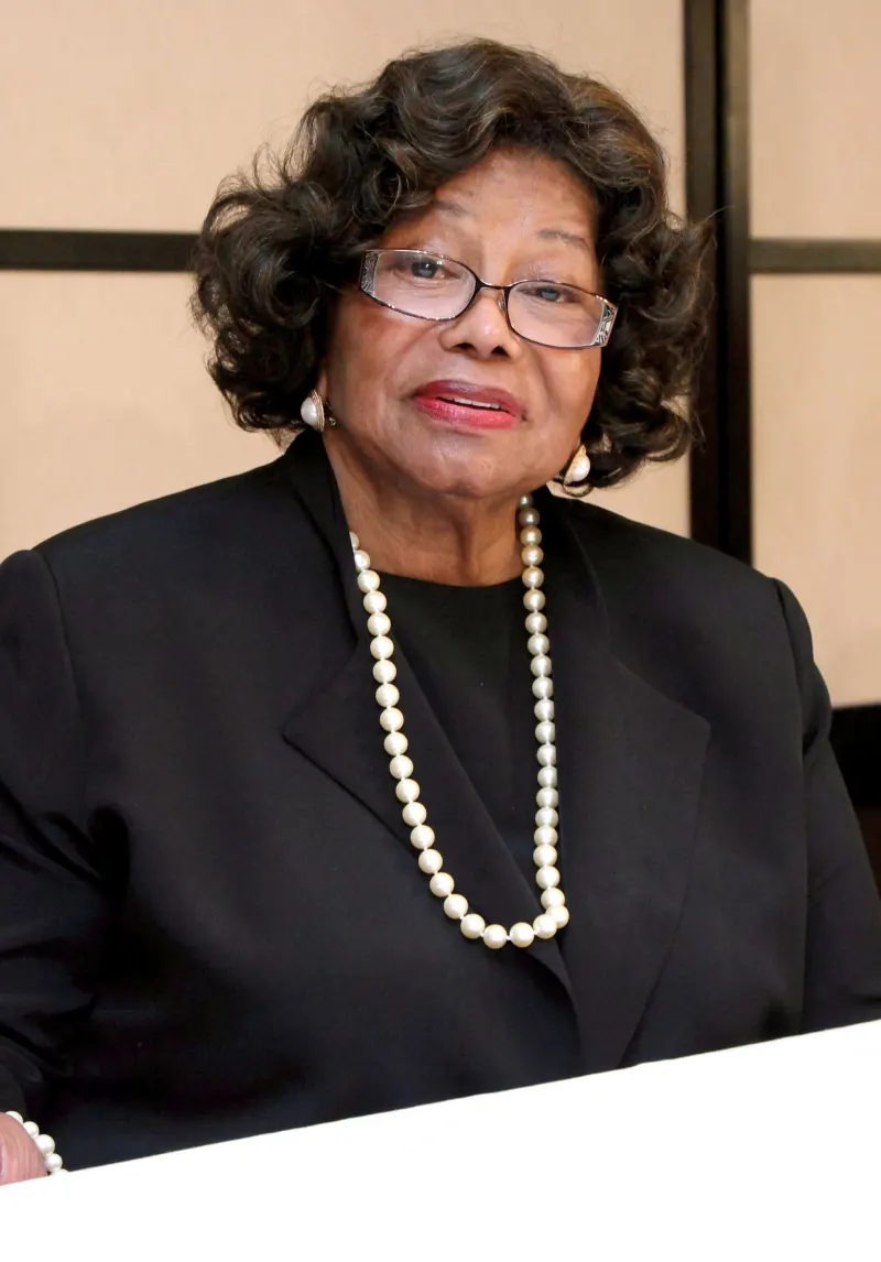 Michael Jackson Mother Katherine Jackson 90 Coma