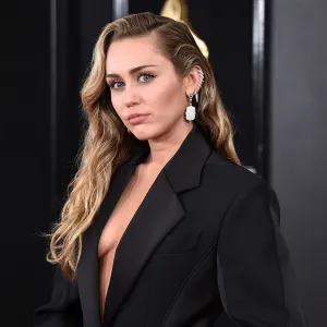 Miley Cyrus Cried the 1st Time She Ate Fish Cooked by Ex Liam Hemsworth Following Her Vegan Diet