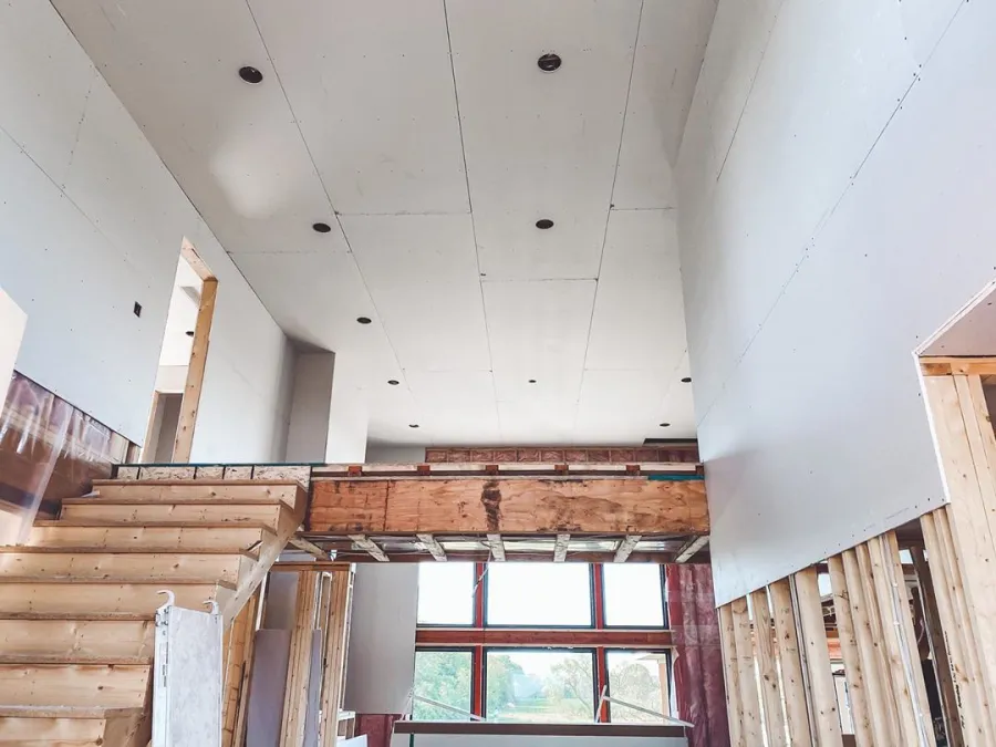 Pregnant Chelsea Houska and Cole DeBoer Are Building Farmhouse for Future Family of 6