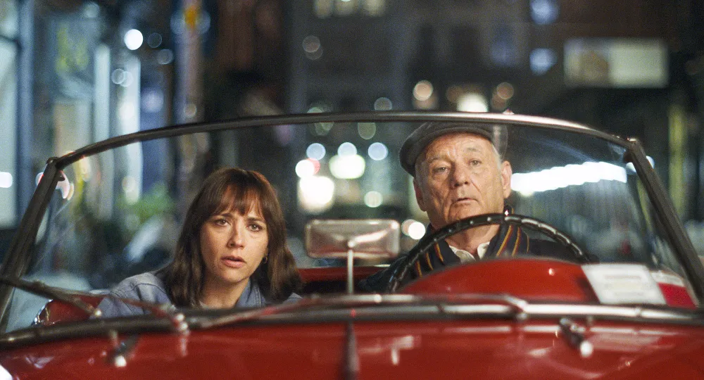 Rashida Jones and Bill Murray in On The Rocks