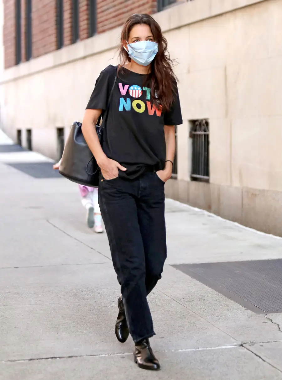 See All Stars Urging Fans Vote Through Chic Style Katie Holmes