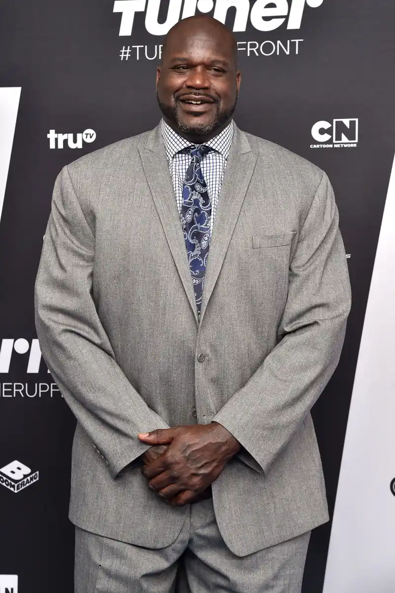 Shaquille O'Neal Stars Pay Tribute to Chadwick Boseman