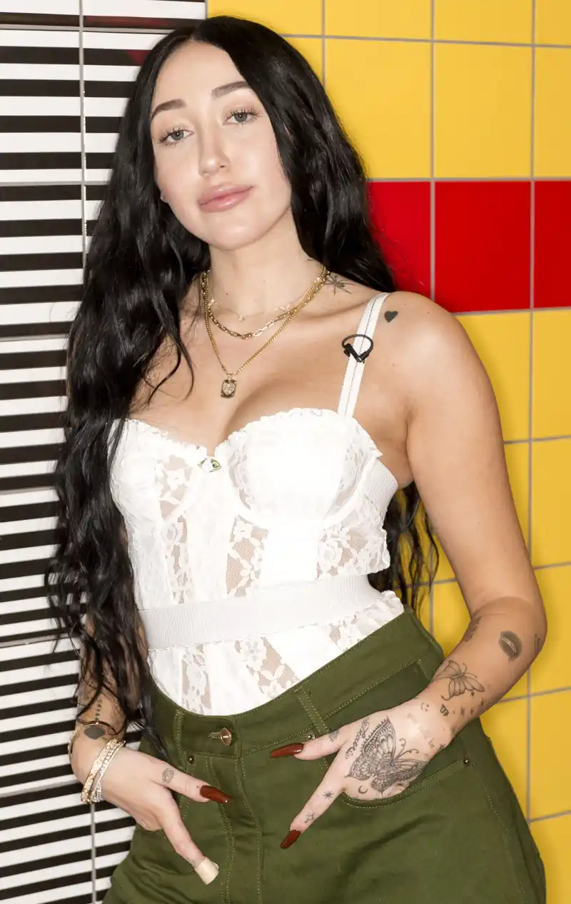 Stars Whove Battled Mental Health Issues Noah Cyrus