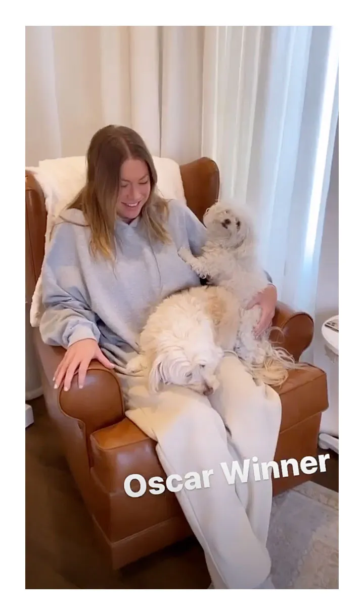 Stassi Schroeder Belly Bump Pregnant Instagram Dogs