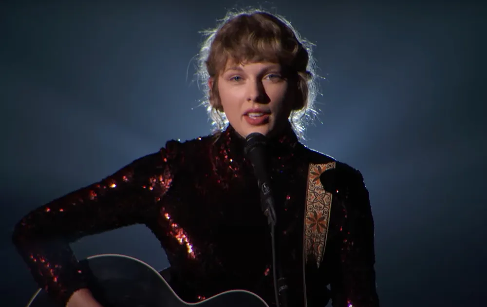 Taylor Swift Betty ACM Awards 2020