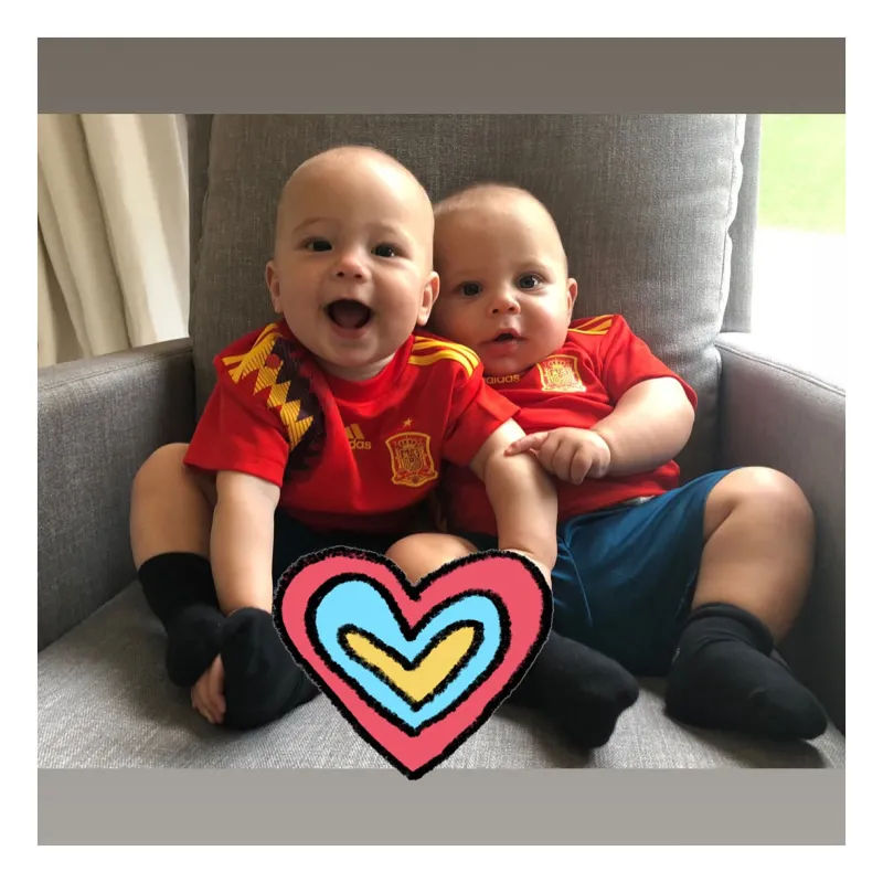 Twins In World Cup Gear Anna Kournikova Instagram Enrique Iglesias and Anna Kournikova Family Album