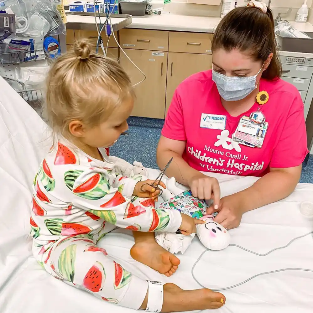 Tyler Hubbard Takes Daughter to Emergency Room on Pregnant Wife Hayley&rsquo;s Due Date