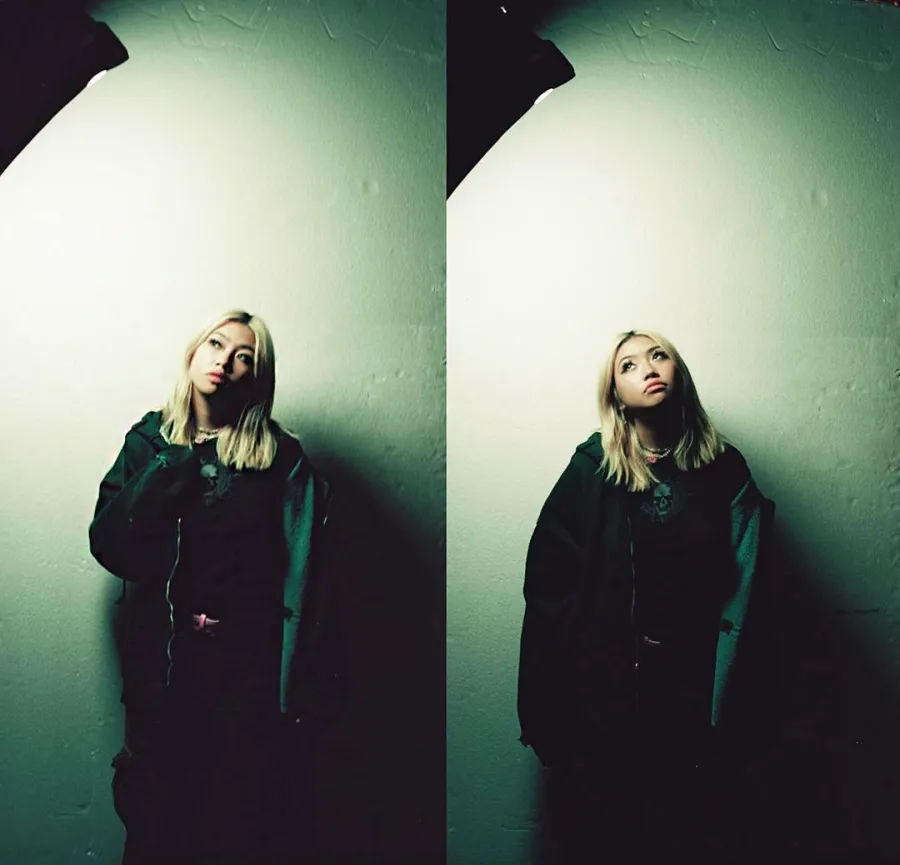 Beabadoobee Luxury Handbag Shopping Issue 38 Buzzzz-o-Meter