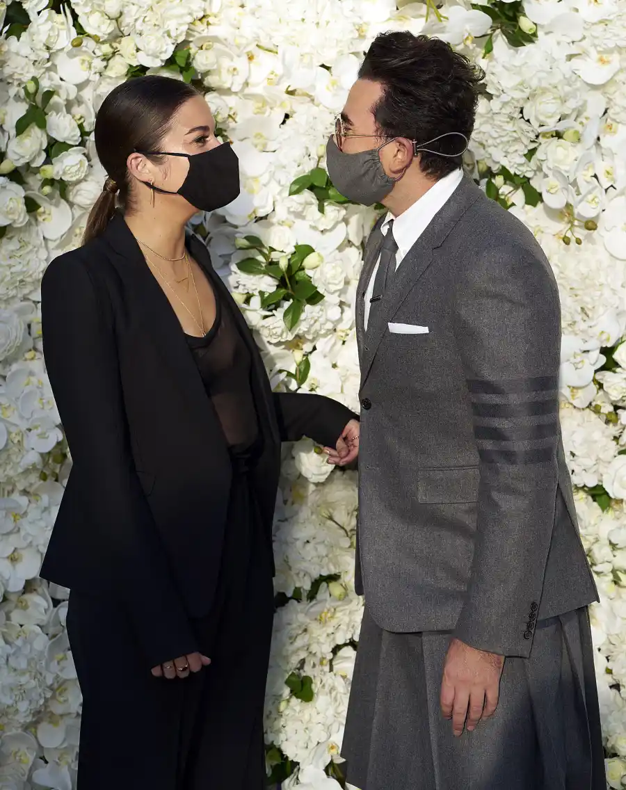 Warmest Regards Schitts Creek Stars Reunite Emmys Win Big Emmys 2020 Annie Murphy Daniel Levy