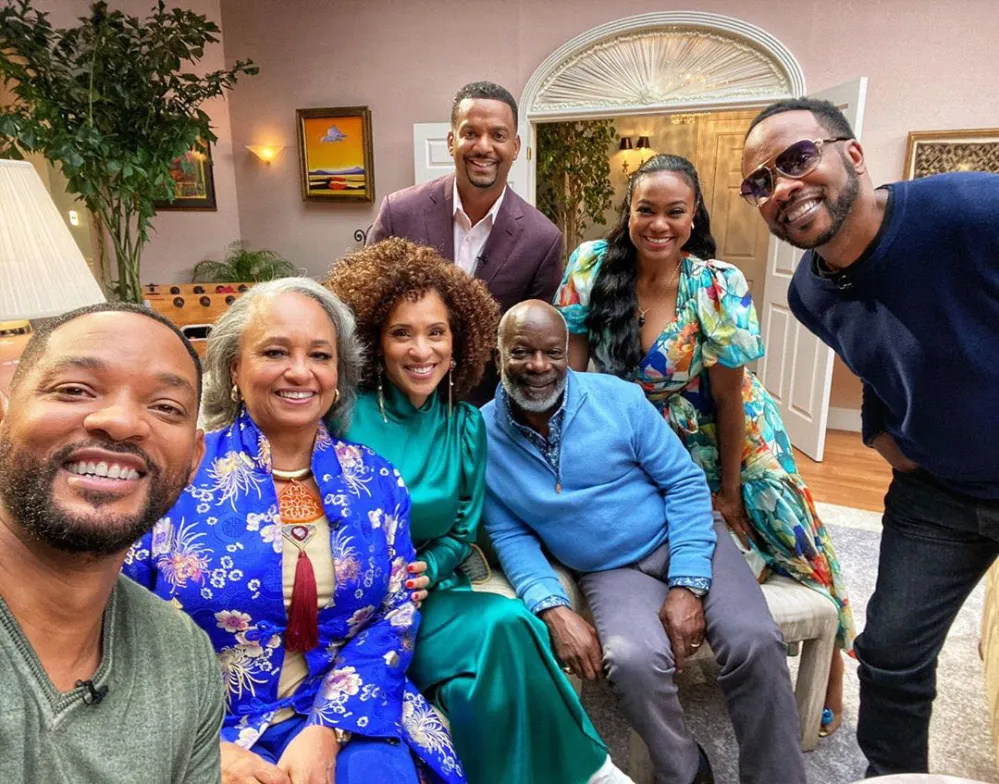 Will Smith Reunites With Original Aunt Viv Actress Fresh Prince Reunion