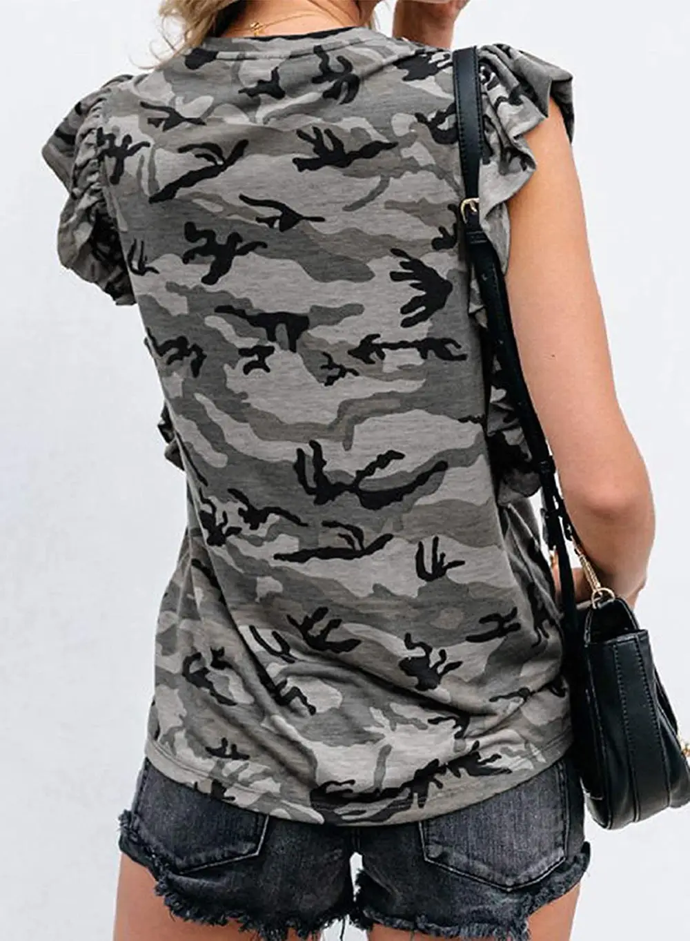 Lovezesent Camo Ruffle T-Shirt