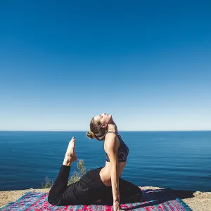 noom-weight-loss-yoga