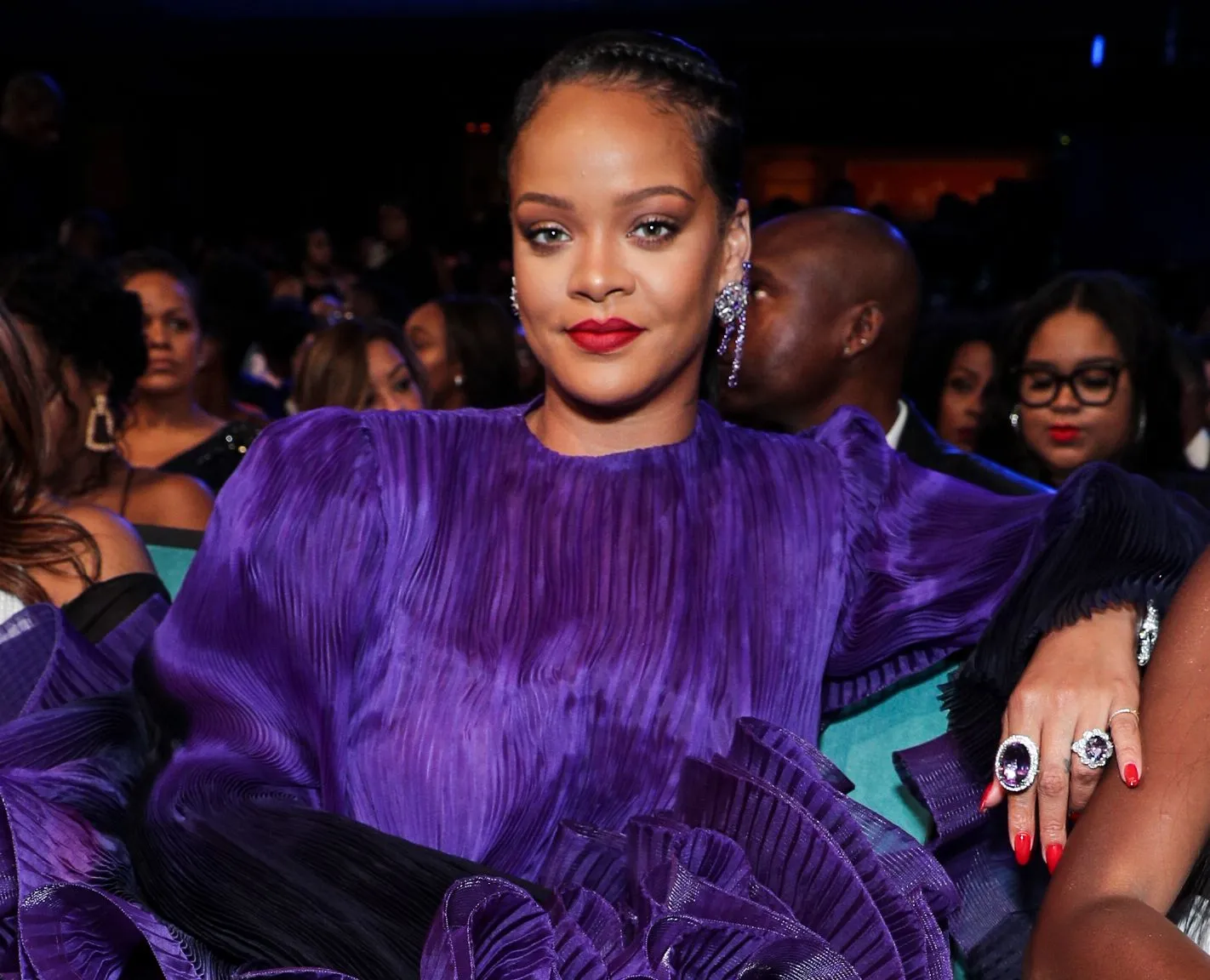 Rihanna Suffers Bruised Face, Black Eye in E-Scooter Accident