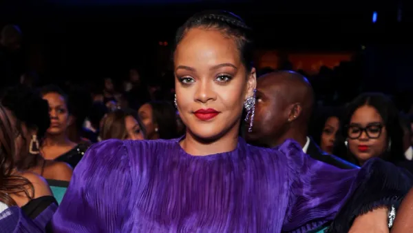 Rihanna Suffers Bruised Face, Black Eye in E-Scooter Accident