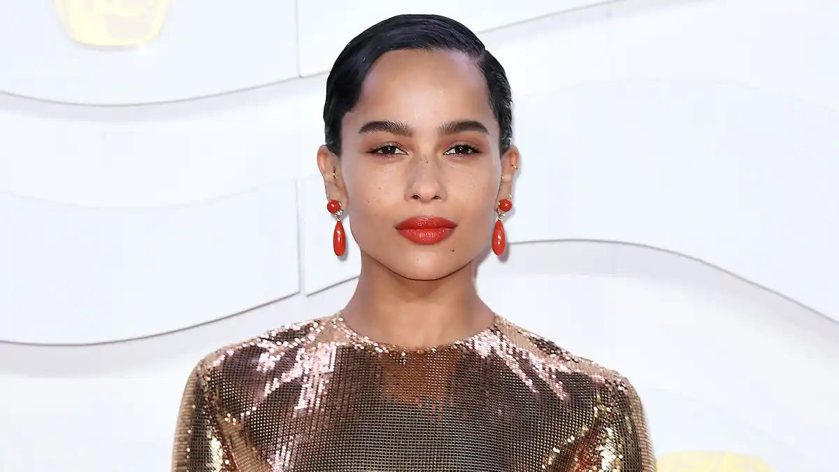 zoe-kravitz-mary-janes