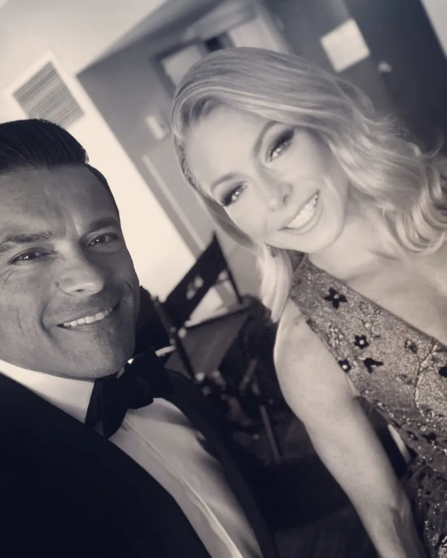A Timeline Kelly Ripa Mark Consuelos Relationship September 2020