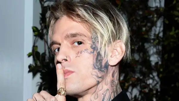 Aaron Carter Debuts Blonde Braids