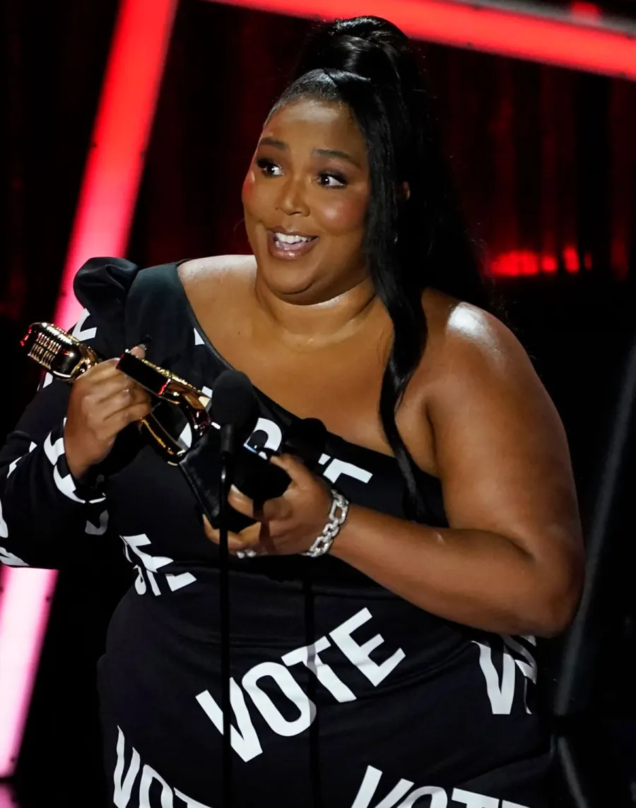 The Best Beauty Looks at the 2020 Billboard Music Awards